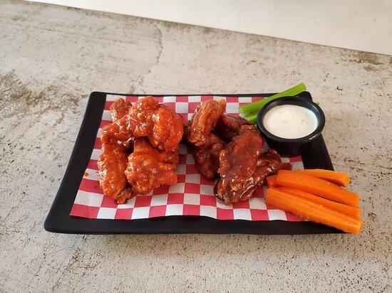 Los Del Coapi Public House & Taproom